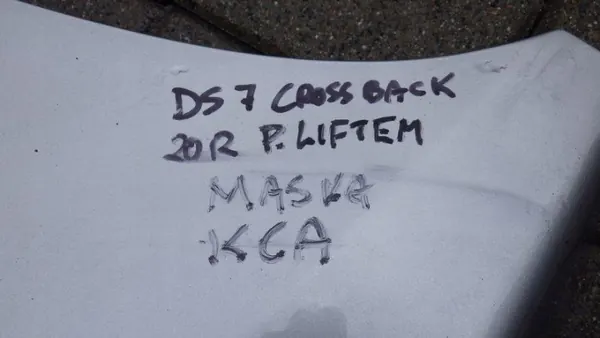 Capot MASKA DS7 - Blanc Perle, État Utilisé image 10