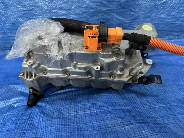 OEM 989850313580 Onduleur pour Peugeot E-208 II image 5