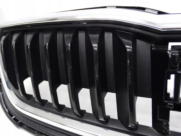Skoda Scala Front Grill 2019+ OEM 657853653A image 6