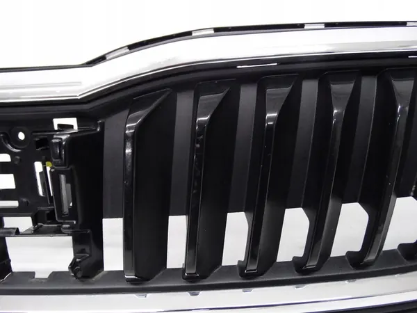 Skoda Scala Front Grill 2019+ OEM 657853653A image 8