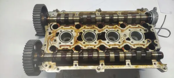 Culasse Moteur Volvo OEM 1001770 pour S40/V40 image 2