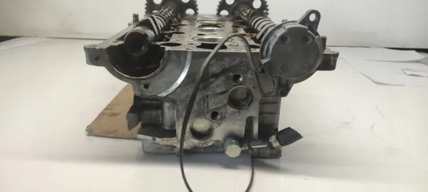 Culasse Moteur Volvo OEM 1001770 pour S40/V40 image 3