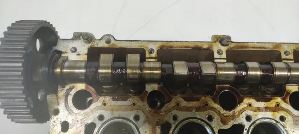Culasse Moteur Volvo OEM 1001770 pour S40/V40 image 5