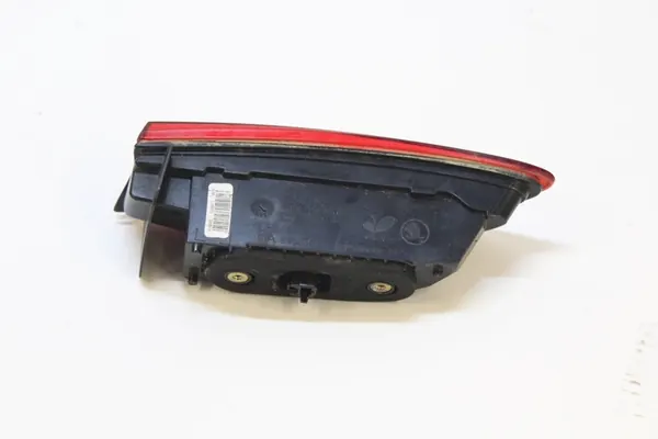 Luz trasera izquierda SKODA KAROQ 17- LED image 3