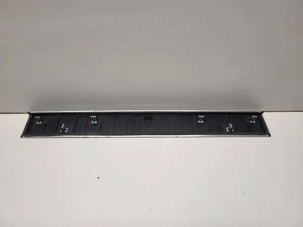 OEM 22789326 Threshold Cover Left/Right for Corvette C7 image 4