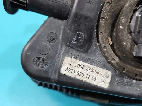 Farol Halógeno Direito Mercedes W211 image 7