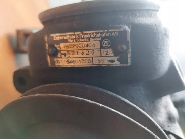 Bomba de direção assistida Mercedes W123 1164601780 image 4