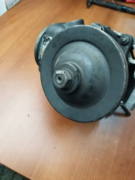 Bomba de direção assistida Mercedes W123 1164601780 image 7