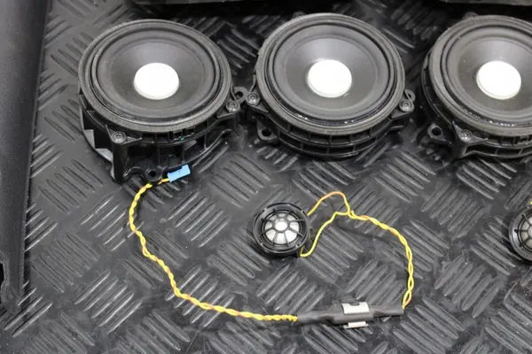 Harman Kardon Luidspreker-set OEM ZESTAW GŁOŚNIKÓW image 4