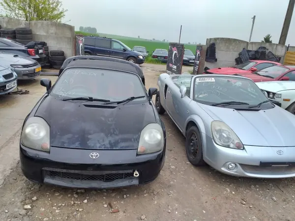 Toyota MR2 pilaardakdichting OEM MR2 USZCZELKI SŁUPKA image 10