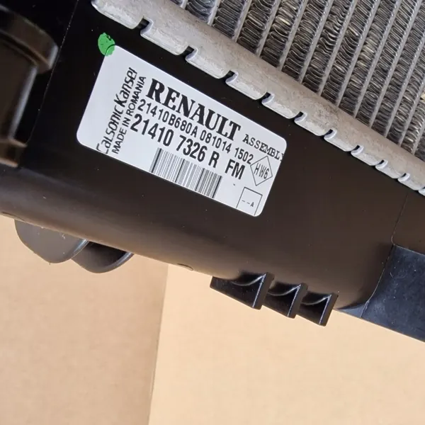 Radiateur d'eau d'occasion OEM 214107326R pour Dacia/Renault image 4