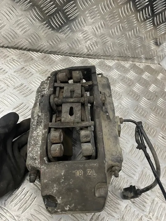 Conjunto de Pinças e Pastilhas Dianteiras OEM DO PORSCHE CAYENNE 7L5 image 6