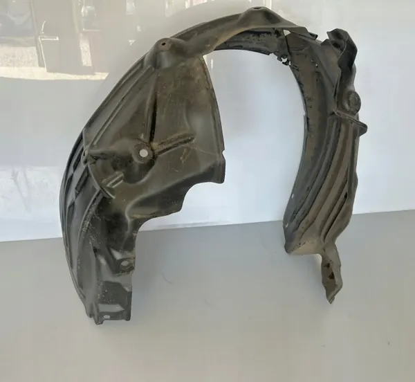 Mazda 2 DJ etu oikea lokasuoja OEM D43N K7016 image 2