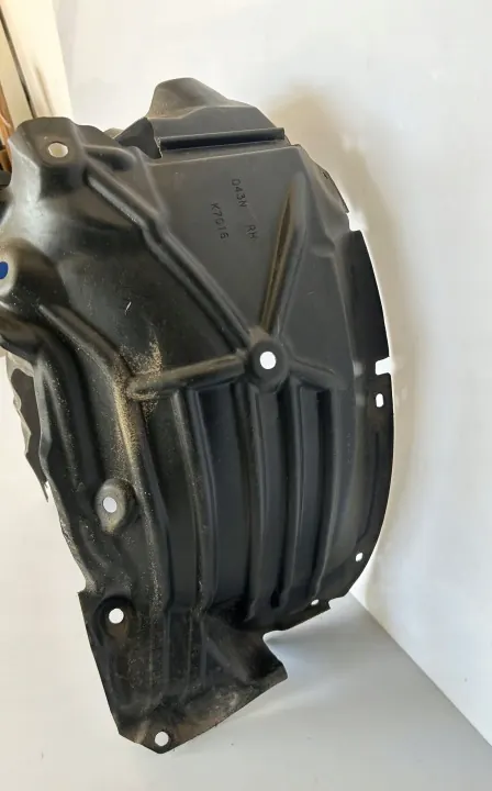 Mazda 2 DJ etu oikea lokasuoja OEM D43N K7016 image 3