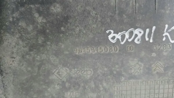 Underbodsskydd Peugeot 3008 II image 3