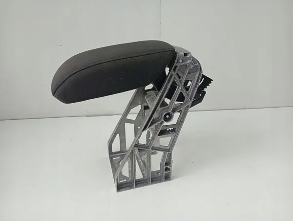 Audi Q3 8U middenconsole armsteun OEM 8U0864283A image 3