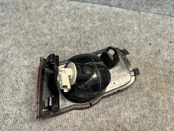 OEM 9681820280 Luz de Marcha Atrás Esquerda para Citroen C3 Picasso image 4