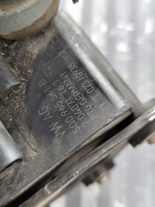 Vattenpump Audi A4 8K 5Q0965561B OEM image 4