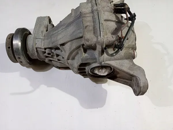 Différentiel arrière OEM 06700376850 Maserati Levante image 3