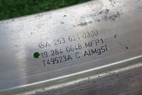 Bras de suspension supérieur avant OEM A2536210300 - Mercedes image 6