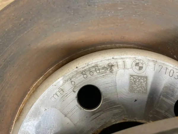 OEM-bromskit för BMW 5 G30 - Bromsok, skivor image 4