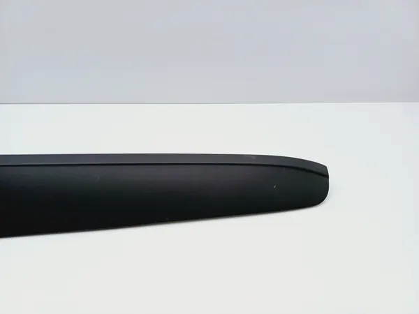 Moldura de ventana trasera derecha Ford Sierra 87BBF280K96 image 3