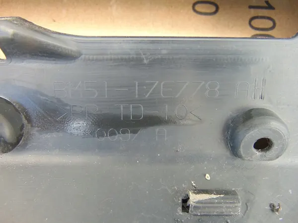 Etupuskuri vahvistus Ford Focus MK3 OEM image 4