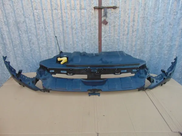 Etupuskuri vahvistus Ford Focus MK3 OEM image 7