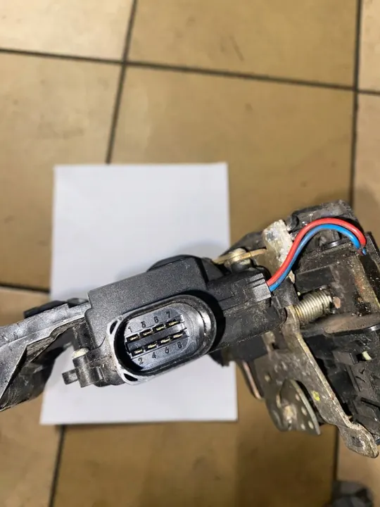 Cabo de Fechadura 3B0837085A VW Passat B5 image 2