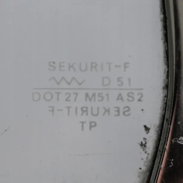 OEM A1076731110 Linke Heckscheibe Mercedes SL C107 image 3