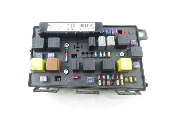 Unité BSI OEM 13206748GU pour Opel Astra H 1.9 CDTI image 7