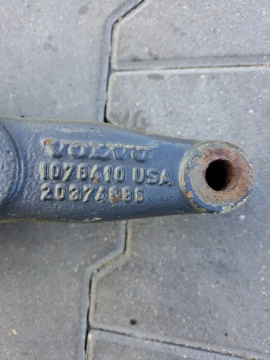 Support de ressort OEM 1076410 pour Volvo FH FM 9/12/13 image 3