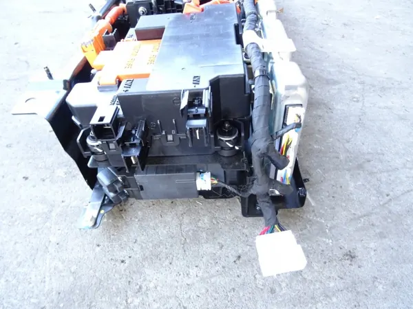 Batterie Kia Sportage V OEM 35506-P000 70Ah Occasion image 3