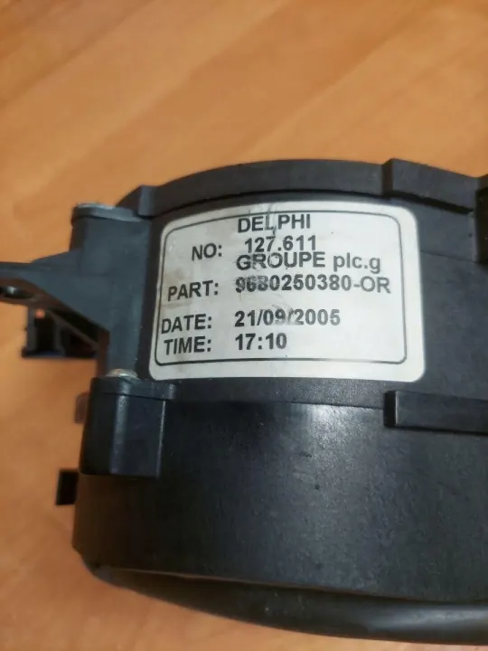 Motor für linke Schiebetüröffnung OEM 9680250380 image 4