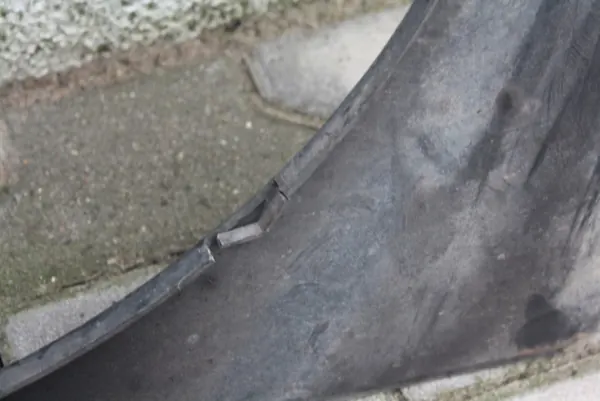 Mitsubishi Pajero Sport I Shogun Fan Cover MR258671 image 8