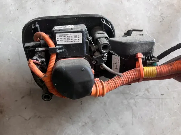 Latauspistoke KIA OPTIMA IV OEM - Käytetty image 9