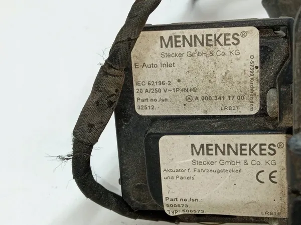 Conector Carga Híbrida Mercedes Clase C W205 OEM A0003411700 image 4