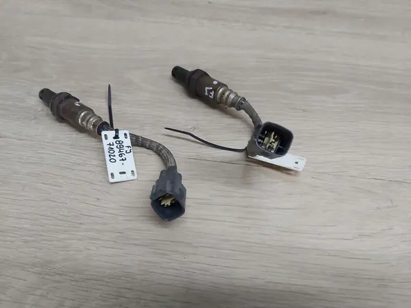 Sensor Toyota 4.0 V6 FJ Cruiser Hilux 4Runner OEM 89467-71020 image 4