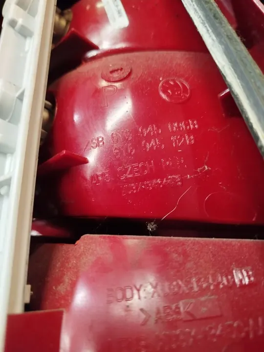 Luz Trasera Derecha Skoda Fabia I image 4