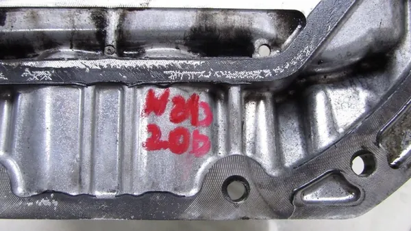 MERCEDES W213 S213 2.0D OLJEPAN A6540146100 image 5