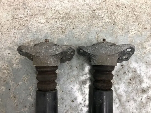 Ammortizzatori Posteriori Attivi VW Passat B7 image 3