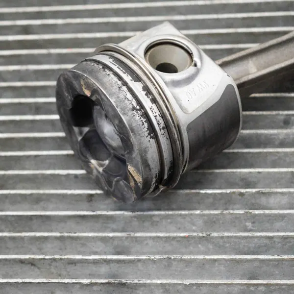 Kolv VW Golf VI 1.6L 77kw 2011 OEM 03L105401A03L107065J image 5