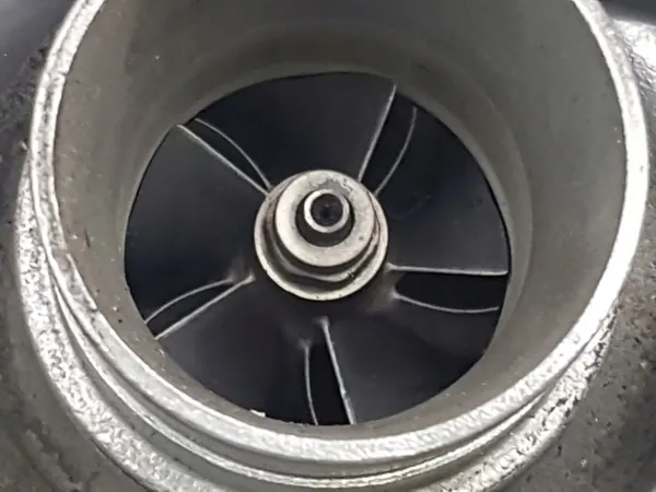 Turboalimentador 1.5 DCI Renault Nissan S36 K image 5