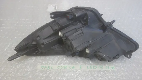 LAMPA Opel Astra Xenon Vasemmalla image 4