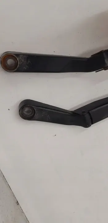 Left Wiper Arm Volkswagen Golf III image 9