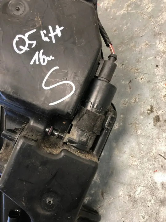 Waswatertank Audi Q5 LIFT 8R0955453D image 4