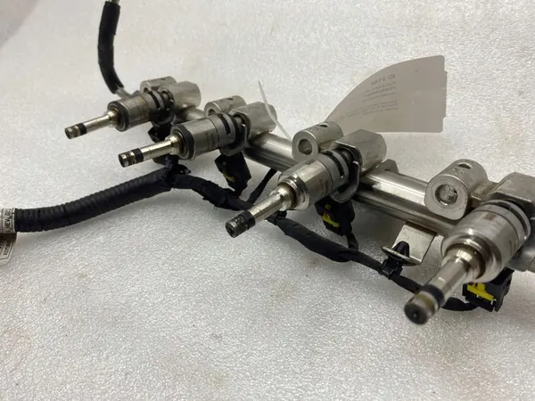 Juego Completo de Inyectores Hyundai Ioniq 2018 image 7