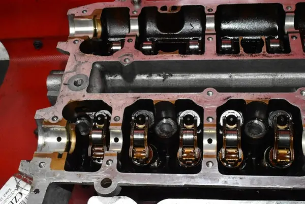 Zylinderkopf 7700111490 für Renault Megane 1 2.0 16V image 8
