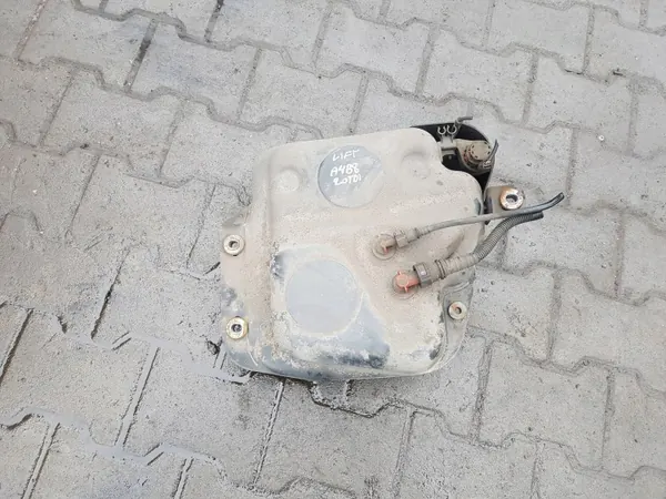 Réservoir AdBlue OEM 8K0131878GAP pour Audi A4 B8 image 2
