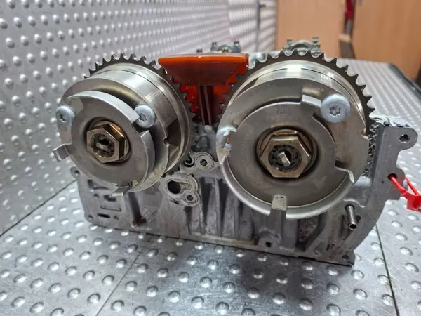 Motorcilinderkop OEM 55565291 voor Opel Astra J image 4